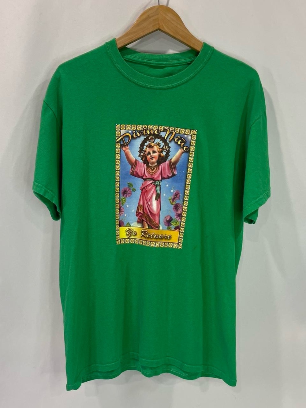 Green Baby Jesus  T-shirt Size M